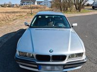Gebraucht BMW 728 193 PS (141 kW) 1995 Silber Limousine