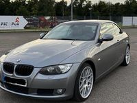 Gebraucht BMW 330 Cabriolet 245 PS (180 kW) 2010 Rot Cabrio