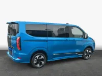 Neu Ford Tourneo Custom Sport 160 kW (218 PS) 2026 Digital aqua blue metallic Van