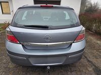 Gebraucht Opel Astra Selection 116 PS (85 kW) 2009 Grau Limousine