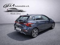 Neu Hyundai i20 Select 79 PS (58 kW) 2025 Grau Limousine