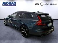 Gebraucht Volvo V60 Plus 350 PS (257 kW) 2025 Blau Kombi