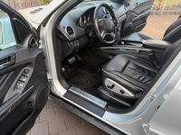 Gebraucht Mercedes ML300 204 PS (150 kW) 2011 Silber SUV