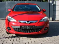 Gebraucht Opel Astra GTC Innovation 165 PS (121 kW) 2012 Rot Coupé