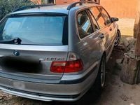 Gebraucht BMW 330 184 PS (135 kW) 2002 Silber Kombi