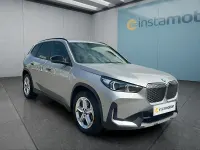 Gebraucht BMW iX1 150 kW (204 PS) 2024 Silber SUV