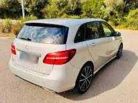 Gebraucht Mercedes B200 Urban 136 PS (100 kW) 2018 Silber Kleinwagen