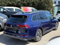 Gebraucht VW Golf VIII Move 150 PS (110 kW) 2023 Atlantic blue Kombi