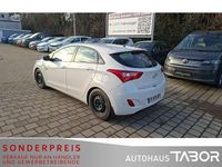 Gebraucht Hyundai i30 Style 110 PS (80 kW) 2013 Creamy white / sol Limousine