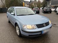 Gebraucht VW Passat 2000 Blau Kombi