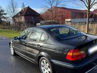 Gebraucht BMW 318 143 PS (105 kW) 2004 Schwarz Limousine