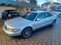 Second-hand Audi A8 225 CP (165 kW) 2001 Argintiu Berlinǎ