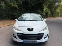 Gebraucht Peugeot 207 CC 120 PS (88 kW) 2010 Weiß Cabrio