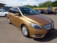 Gebraucht Mercedes B200 156 PS (114 kW) 2012 Canyonbeige Kleinwagen