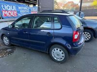 Gebraucht VW Polo 64 PS (47 kW) 2004 Blau Kleinwagen