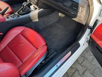 Gebraucht BMW 335 Cabriolet 306 PS (225 kW) 2011 Weiß Cabrio