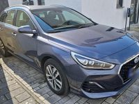 Gebraucht Hyundai i30 140 PS (102 kW) 2020 Grau Kombi