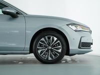 Gebraucht Skoda Superb Selection 193 PS (141 kW) 2024 Pebble silber metallic Limousine