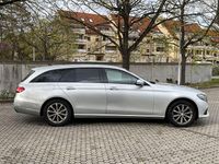 Gebraucht Mercedes E220 194 PS (142 kW) 2017 Silber Kombi