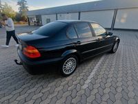 Second-hand BMW 320 150 CP (110 kW) 2002 Negru Berlinǎ