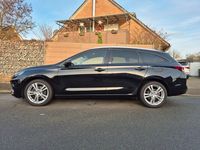 Gebraucht Hyundai i30 120 PS (88 kW) 2022 Schwarz Kombi