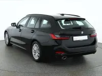 Gebraucht BMW 318 Sport Line 156 PS (114 kW) 2023 Schwarz Kombi