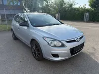 Gebraucht Hyundai i30 109 PS (80 kW) 2009 Silber Limousine