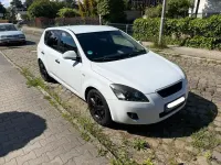 Gebraucht Kia Ceed 109 PS (80 kW) 2009 Weiß Kleinwagen