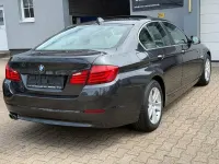 Gebraucht BMW 530 Sport Line 258 PS (189 kW) 2012 Sophistograu Limousine