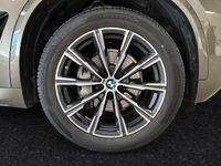 Gebraucht BMW X5 M Sport 298 PS (219 kW) 2024 Manhattan metallic SUV