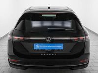 Gebraucht VW Passat Elegance 150 PS (110 kW) 2025 Grenadillschwarz metallic (metallic) Kombi