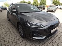 Używany Ford Focus ST-Line X 116 KM (85 kW) 2024 Szary Sedan/Limuzyna