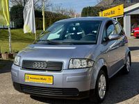 Gebraucht Audi A2 Comfort 75 PS (55 kW) 2004 Akoyasilber Kleinwagen
