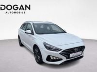 Gebraucht Hyundai i30 Trend 160 PS (117 kW) 2022 Weiß Kombi