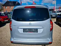 Gebraucht Mercedes T180 Style 116 PS (85 kW) 2023 Helvinsilber Van / Kleinbus