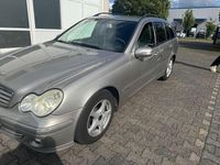 Gebraucht Mercedes C220 Avantgarde 218 PS (160 kW) 2005 Kombi