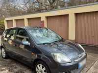 Gebraucht Ford Fiesta Ghia 101 PS (74 kW) 2005 Grau Kleinwagen