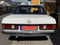 Gebraucht Mercedes 200 101 PS (74 kW) 1978 Weiß Limousine