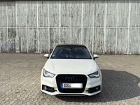 Gebraucht Audi A1 S-Line 185 PS (136 kW) 2011 Weiß Kleinwagen