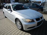 Gebraucht BMW 320 150 PS (110 kW) 2007 Silber Kombi