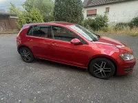 Gebraucht VW Golf VII 105 PS (77 kW) 2013 Rot Kleinwagen
