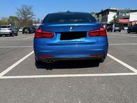 Gebraucht BMW 330e M Sport 252 PS (185 kW) 2016 Blau Limousine