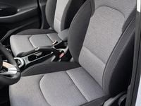 Gebraucht Hyundai i30 Select 120 PS (88 kW) 2017 Weiß Kleinwagen