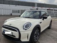 Gebraucht Mini Cooper Classic 136 PS (100 kW) 2022 Weiß Kleinwagen