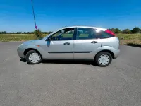 Gebraucht Ford Focus 100 PS (73 kW) 1999 Silber Kleinwagen