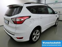 Gebraucht Ford Kuga ST-Line 175 PS (128 kW) 2019 Frostweiß SUV