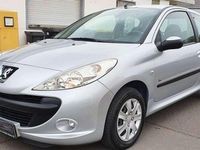 Gebraucht Peugeot 206+ Urban Move 60 PS (44 kW) 2011 Silber Kleinwagen