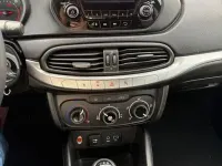 Usado Fiat Tipo Pop 95 CV (69 kW) 2017 Gris Berlina