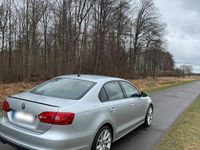 Gebraucht VW Jetta 160 PS (117 kW) 2011 Silber Limousine