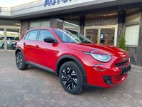 Gebraucht Fiat 600 101 PS (74 kW) 2024 Rot SUV